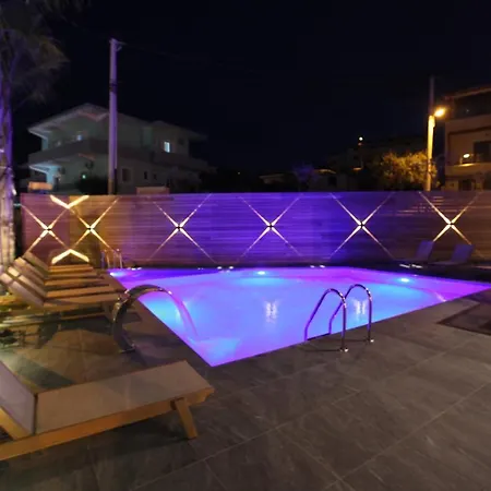 Mare 2 Hotel 3*