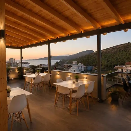 Mare 2 Otel Ksamil