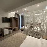 Mare 2 3* 卡萨米尔