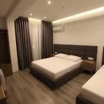 Mare 2 Hotell 3*