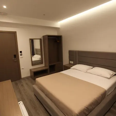 Mare 2 3* Εξαμίλιο