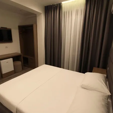 Mare 2 Hotel Ksamil