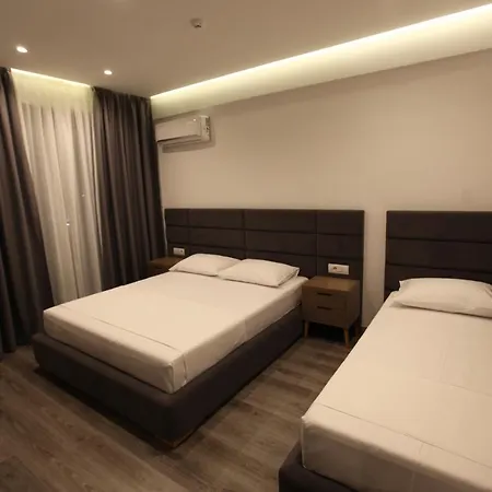 Mare 2 3* Εξαμίλιο